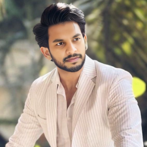 Aalok Khanna
