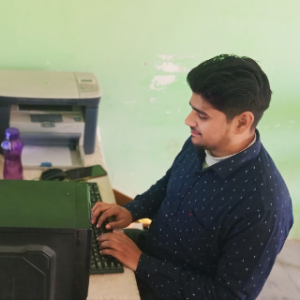 Akshat YadavProfile Image