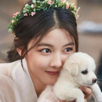 Aria KarmelProfile Image