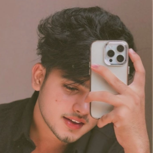 Chandan Khanna