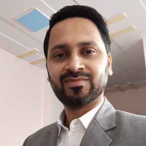 Dinesit Tiwari