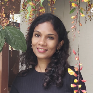 Nina ThomasProfile Image