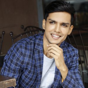 Pushpam'av Mishra