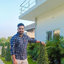 Ravi Mopadaru