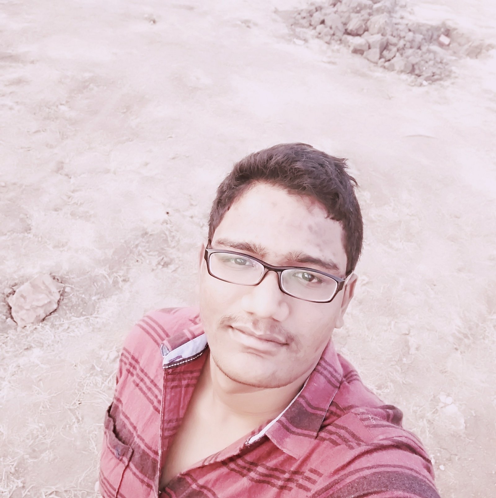 VADDan Tiwari